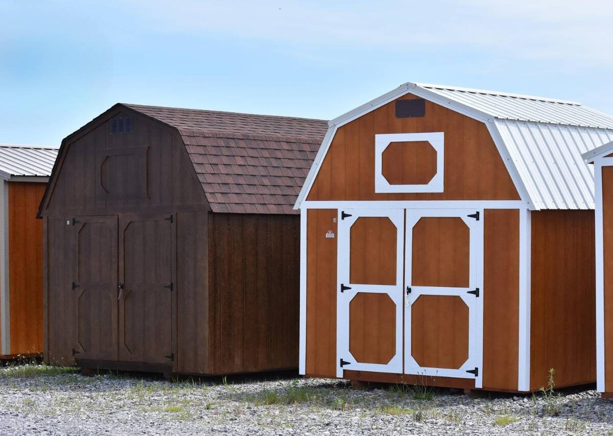 Lofted barns by Derksen for sale at Tiny Hive Giddings