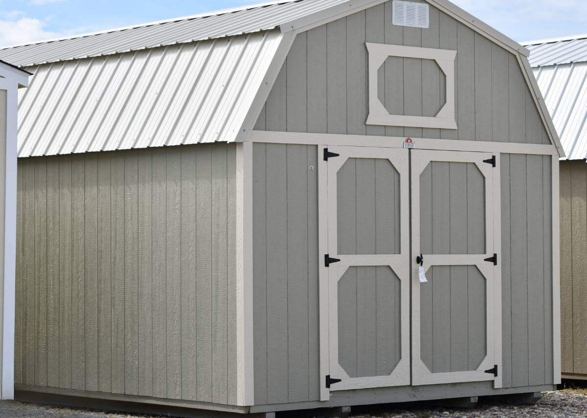 Durable and spacious lofted barn at Tiny Hive in Giddings, TX