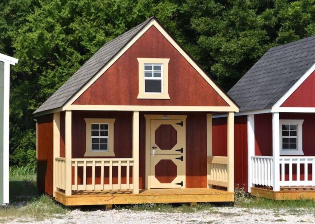 Backyard playhouses for great fun at Tiny Hive in Giddings, TX
