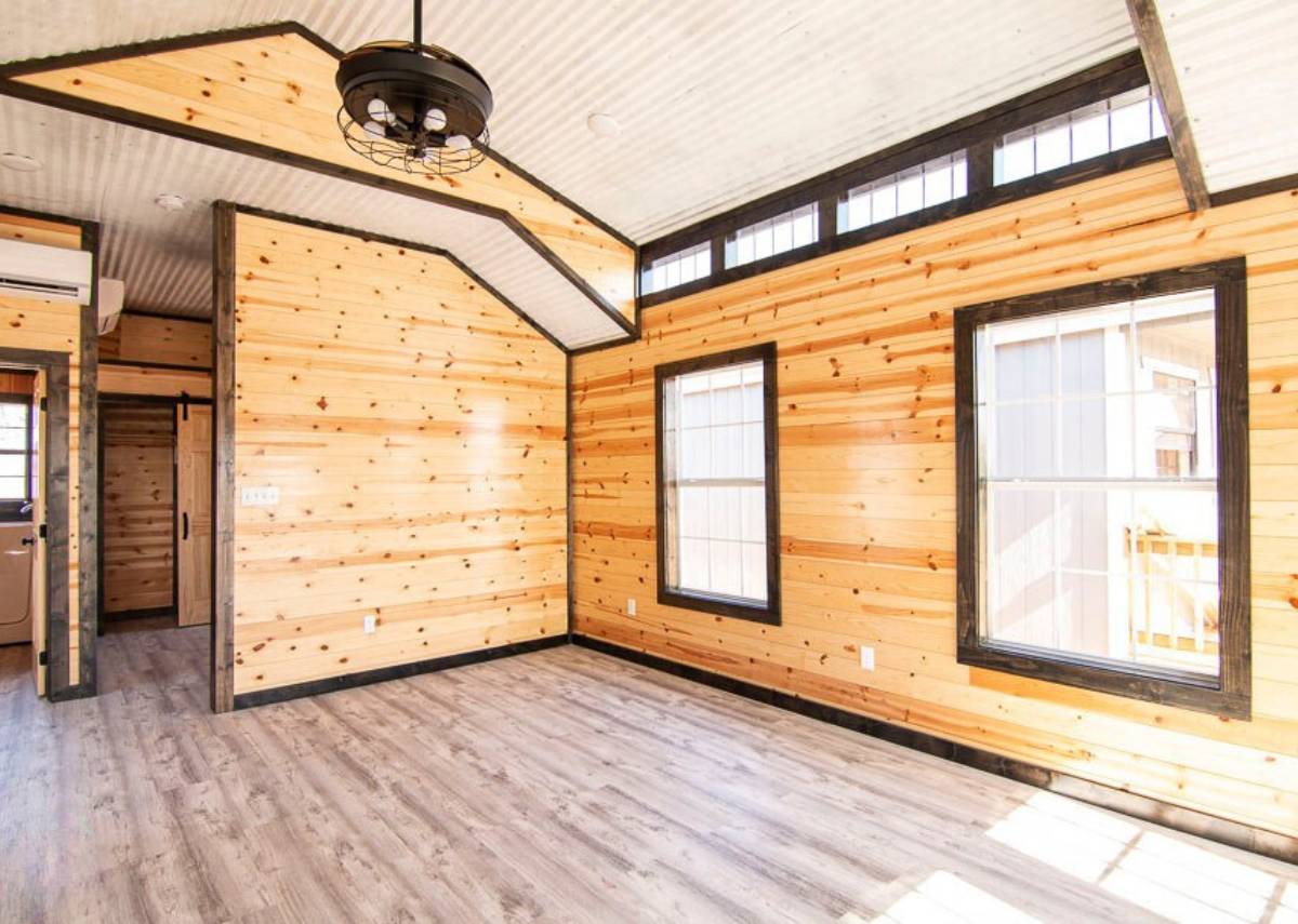 Image gallery marquee