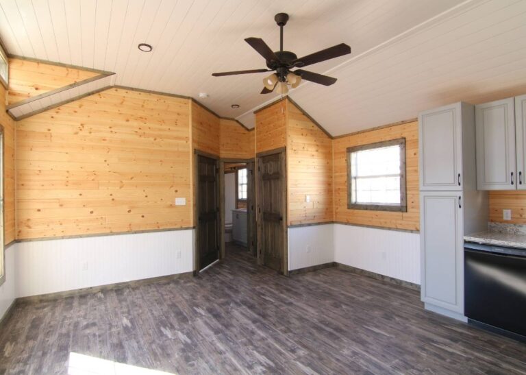 Derksen cabins at Tiny Hive