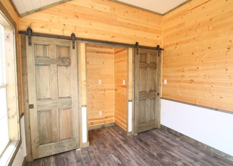 Derksen cabins in Giddings at Tiny Hive