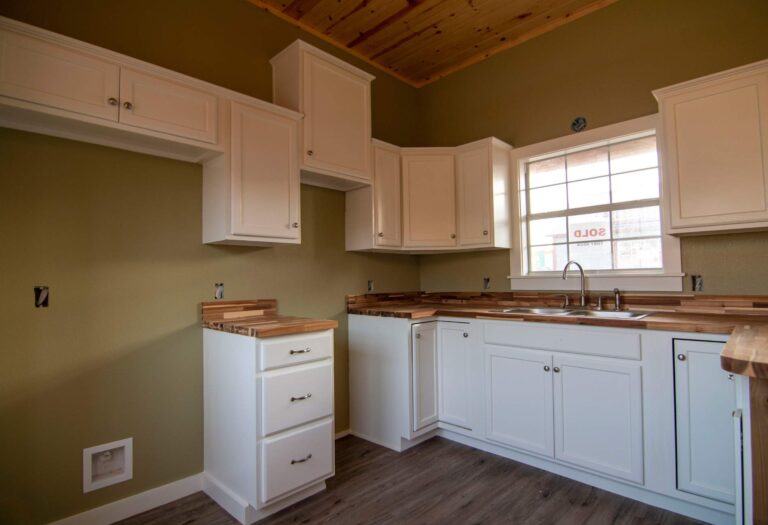 Derksen Cabin Shells at TinyHive