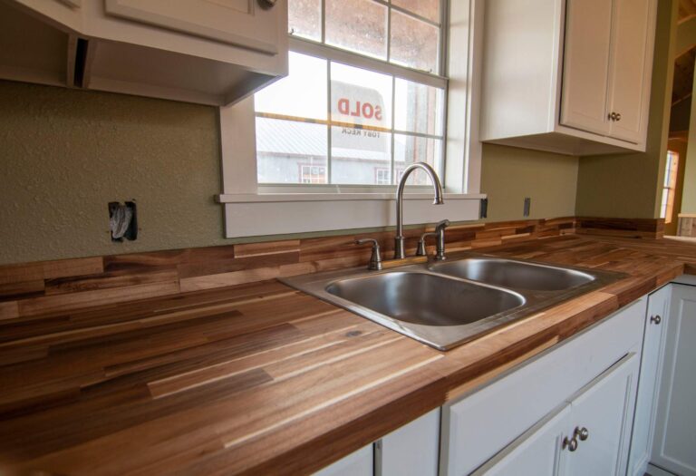 Cabin Shells for sale in Giddings