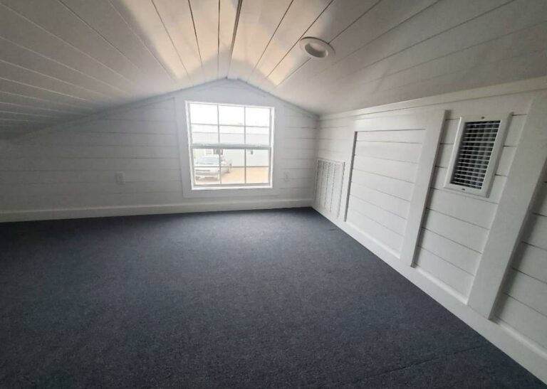 Cabin with loft at Tiny Hive in Giddings, TX