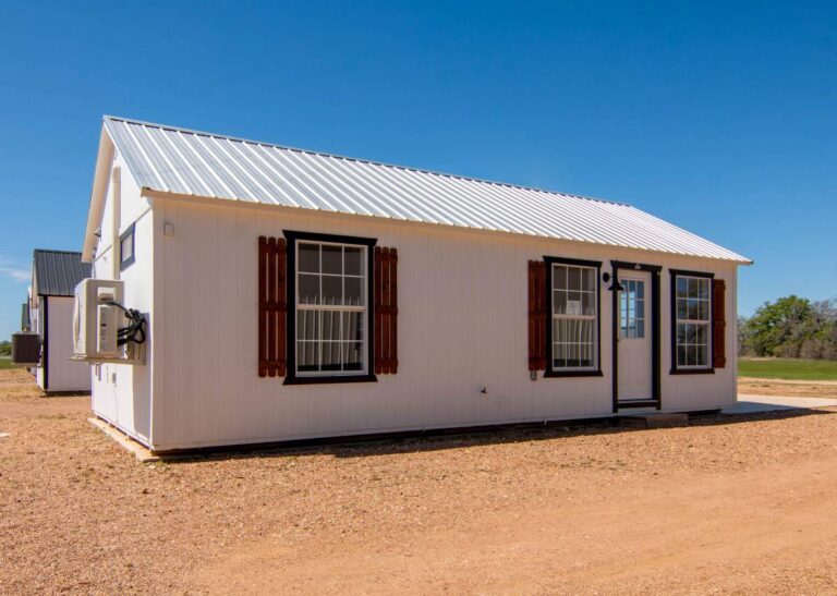 16x32 Cabin Tiny Hive Giddings, TX