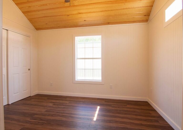 16x32 Cabin ChurchTiny Hive Giddings, TX