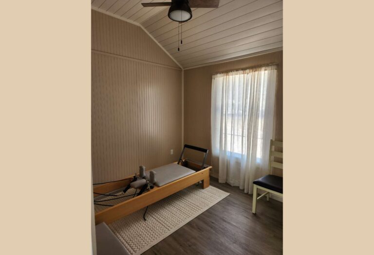 Cabins at Tiny Hive in Giddings