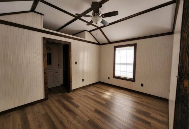 Hunting Cabins at Tiny Hive in Giddings