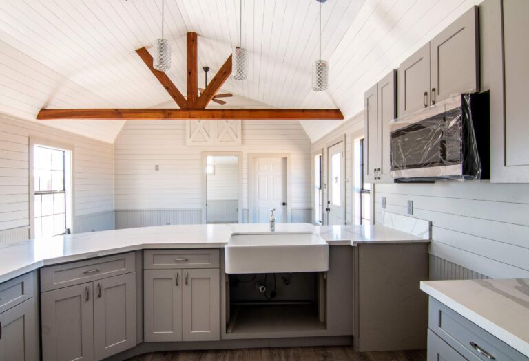 Small prefab homes Tiny Hive Giddings, TX