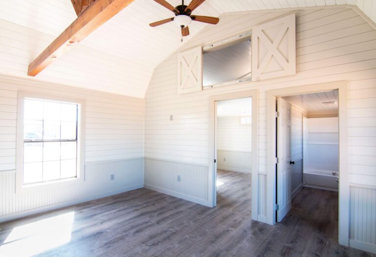 Cabins at Tiny Hive in Giddings, TX