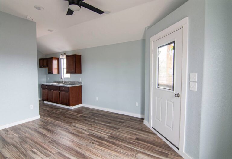 Tiny Home Building at Tiny Hive Giddings, TX