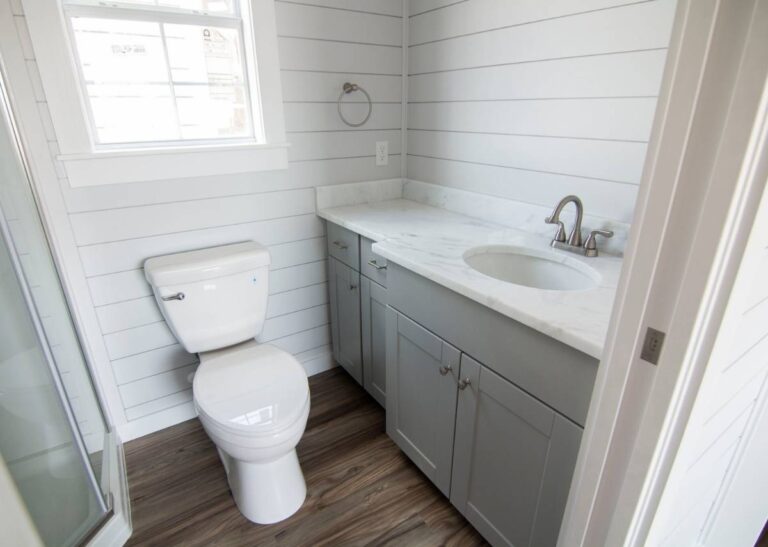 Tiny Home Houses at Tiny Hive Giddings, TX